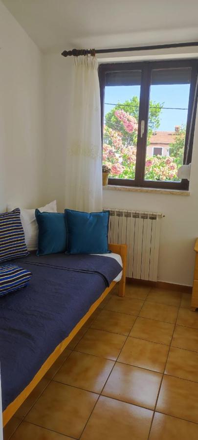 Villa Kadinela, 200M From Kamenjak, Huge Quiet Garden With Barbecue, 2 New Kitchens Premantura Kültér fotó